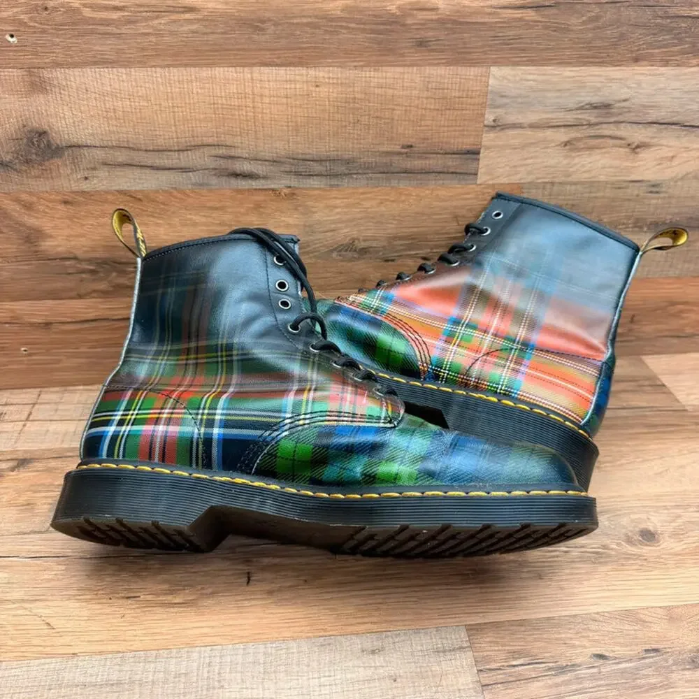 Dr. Martens 1460 Men size 14 UK13 Tartan Plaid Leather 8 Eye Lace Up Combat Boot